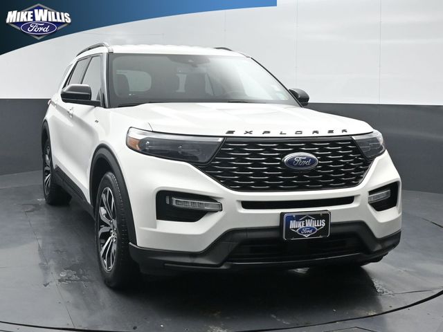 2022 Ford Explorer ST-Line RWD