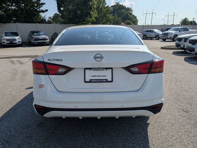 Used 2023 Nissan Altima Sedan