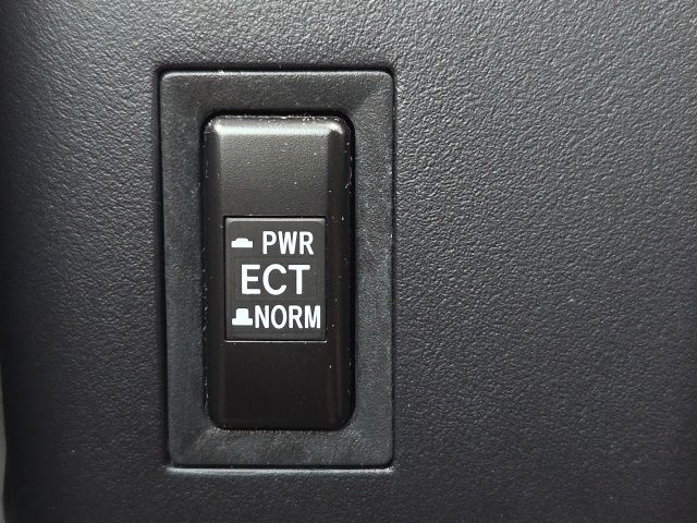 Used 2004 Toyota Tacoma Truck