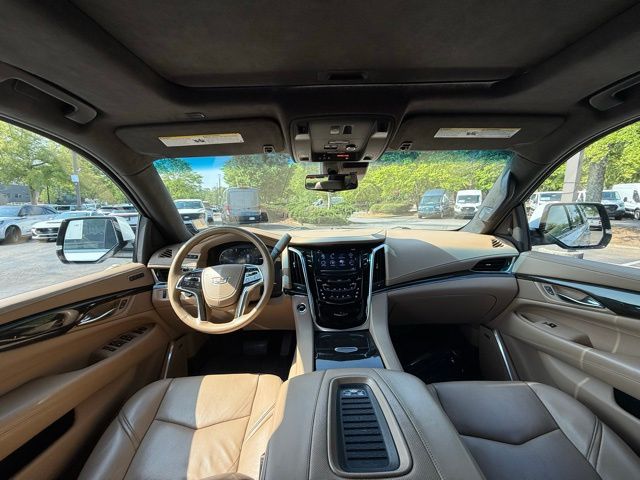 2020 Cadillac Escalade Platinum Edition photo