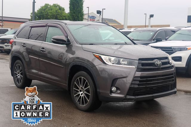 Predawn Gray Mica 2018 Toyota Highlander SUV / Crossover All-Wheel Drive 8-Speed Automatic