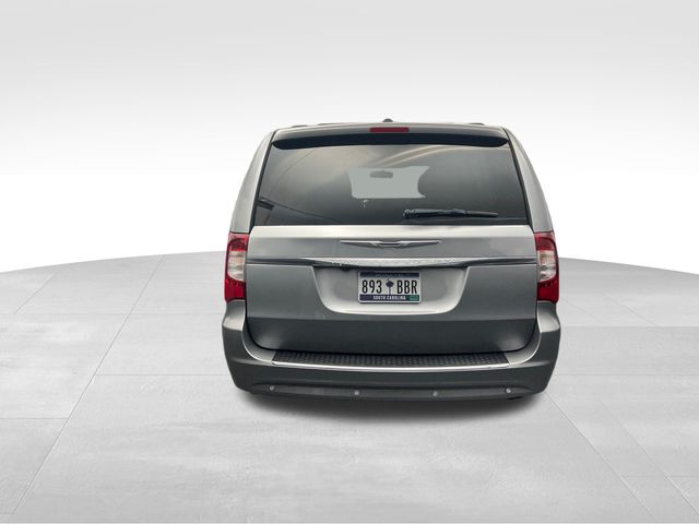 2014 Billet Silver Metallic Clearcoat Chrysler Town & Country Touring FWD Van