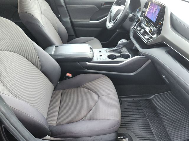 Used 2024 Toyota Highlander Hybrid SUV