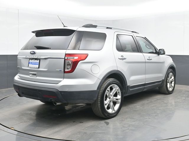 Used 2014 Silver Ford Limited image 10
