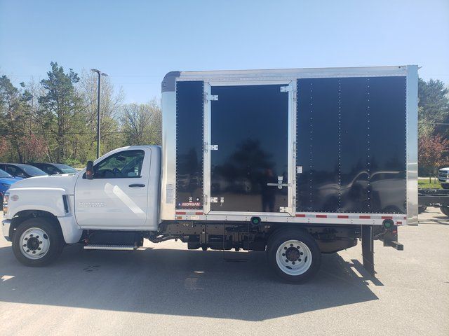 2024 Chevrolet Silverado 5500 Regular Cab DRW RWD Morgan Truck Body Box Truck for sale #RH675217 - photo 6