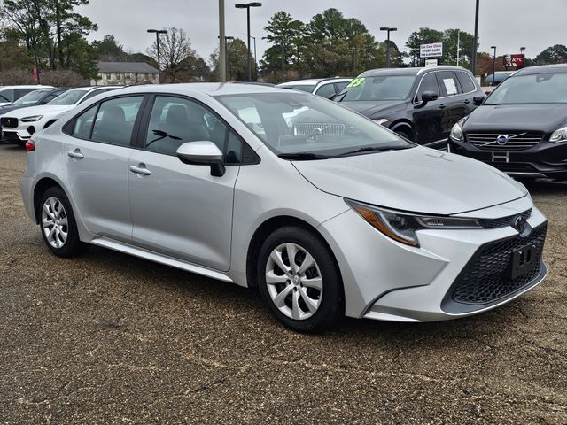 Toyota Corolla LE FWD