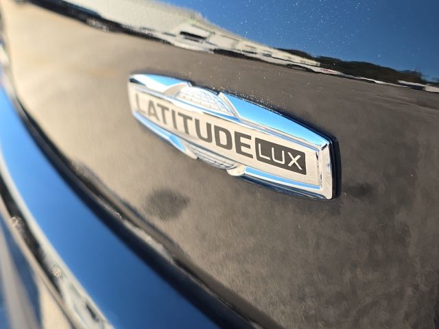 Photo of 2022 Jeep Compass Latitude Lux in Dallas, GA - 9,  2022 Jeep Compass Latitude Lux:B01943