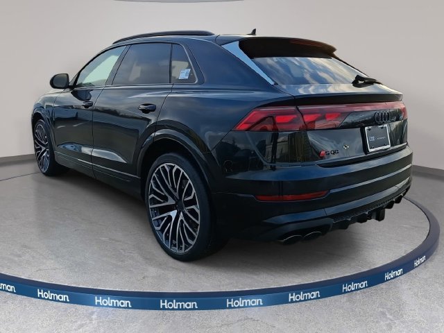 New 2026 Black Audi 4.0T Prestige image 2