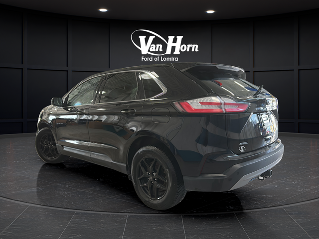 Used 2024 Black Metallic Ford SEL image 5