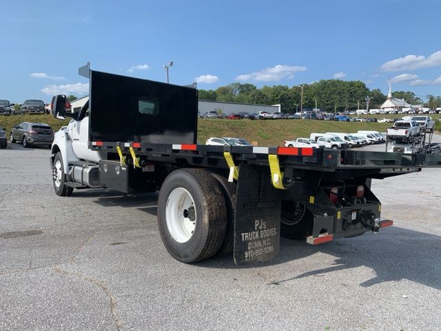 2024 Ford F-650SD Base 4