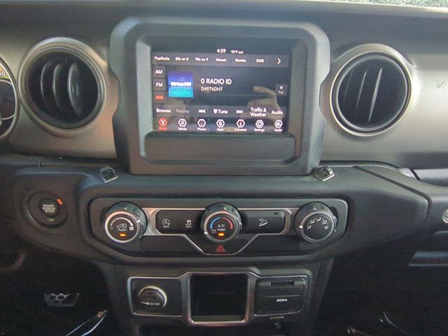 Used 2019 Black Jeep Sport image 22