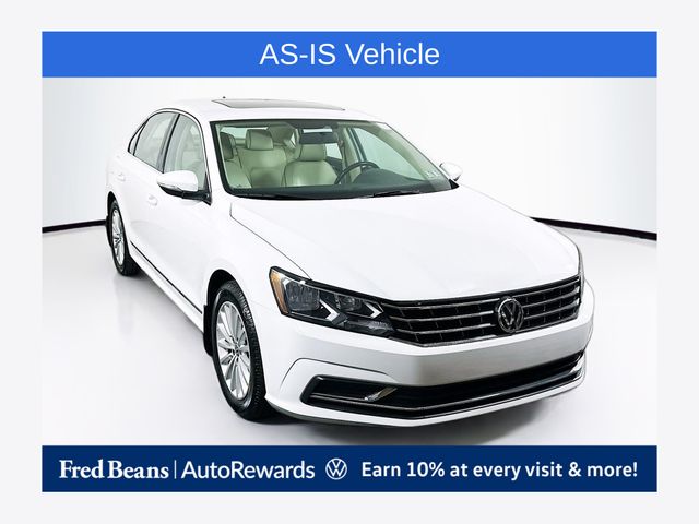 Pure White 2016 Volkswagen Passat Sedan Front-Wheel Drive 6-Speed Automatic