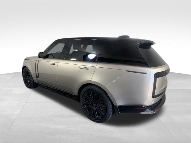 2024 Land Rover Range Rover SE 5