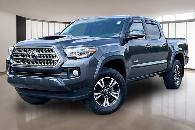 2016 Toyota Tacoma photo 1