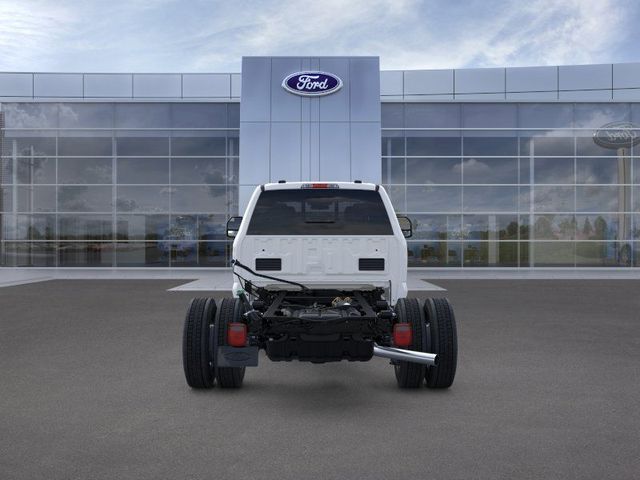 New 2026 Oxford White Ford F-450® XL image 5