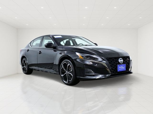 Super Black 2025 Nissan Altima Sedan All-Wheel Drive Continuously Variable Transmission