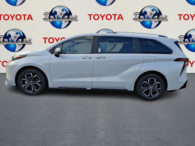 2025 Toyota Sienna Platinum photo 4