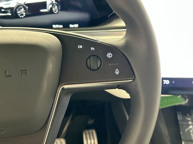 2024 Tesla Model X Plaid - 8