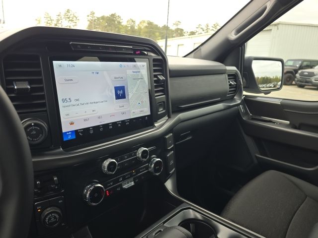 2024 Ford F-150 XLT:168393B1