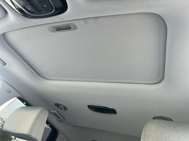 Used 2021 Red Hyundai SEL image 18