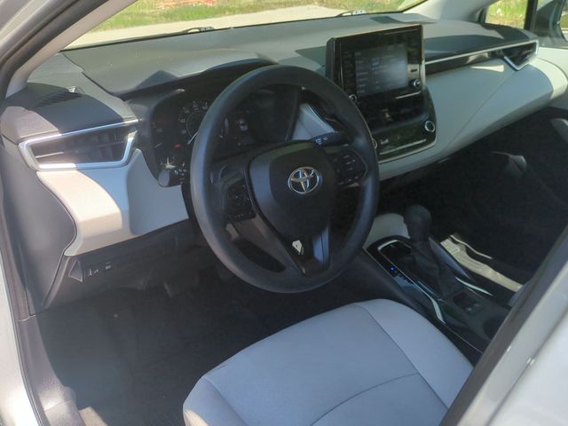 Used 2022 Silver Toyota L image 29