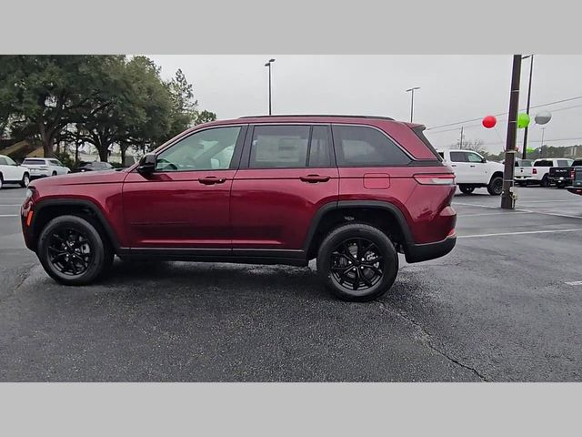 2026 Jeep Grand Cherokee Altitude 4x4