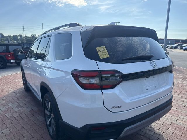 Used 2025 Honda Pilot SUV