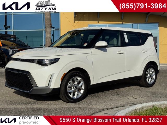 White 2025 Kia Soul LX FWD SUV / Crossover Front-Wheel Drive Continuously Variable Transmission