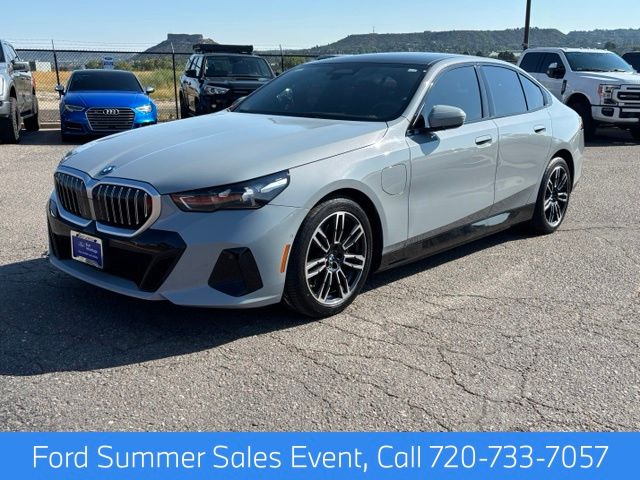 Gray (Brooklyn Grey Metallic) 2026 BMW 5 Series Sedan All-Wheel Drive 8-Speed Automatic