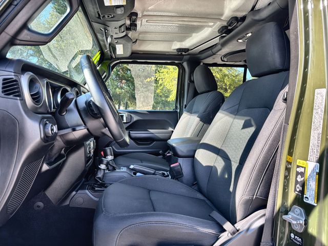 Used 2021 Green Jeep Willys image 11