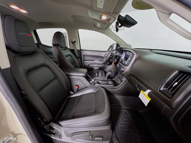 Used 2021 Beige GMC AT4 w/Leather image 37