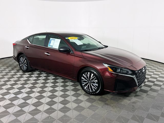 2025 Nissan Altima 2.5 SV FWD