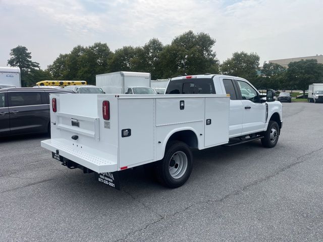 2025 Ford F-350 Super Duty XL