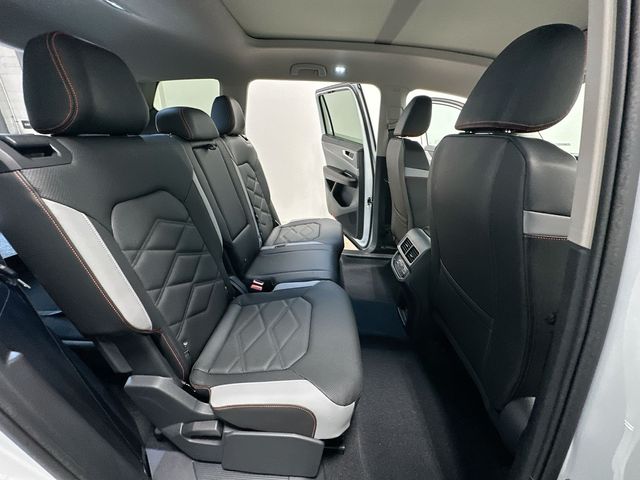 2026 Volkswagen Atlas 2.0T Peak Edition White/off-white at Luther Ford