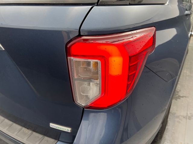 2020 Blue Ford Explorer XLT RWD SUV