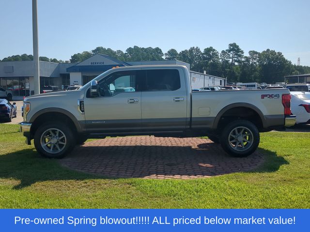 Used 2017 White Gold Metallic Ford King Ranch image 10