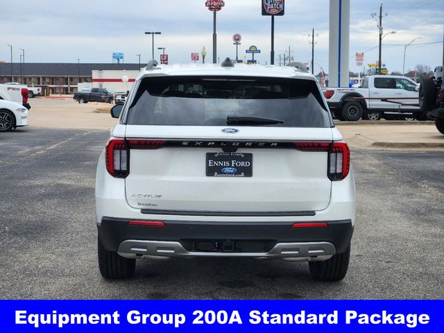 2025 Ford Explorer Active photo