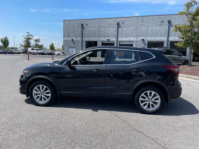 2020 Nissan Rogue Sport S 6