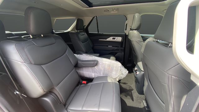 New 2026 White Metallic Ford Active image 26