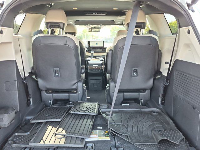 Used 2025 Toyota Sienna Van