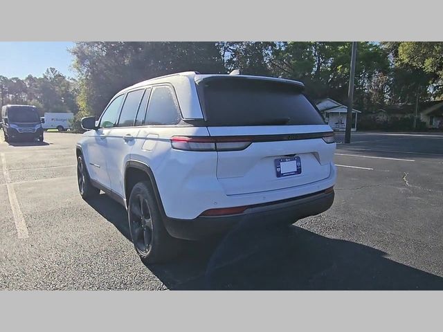 2026 Jeep Grand Cherokee Limited 4x2