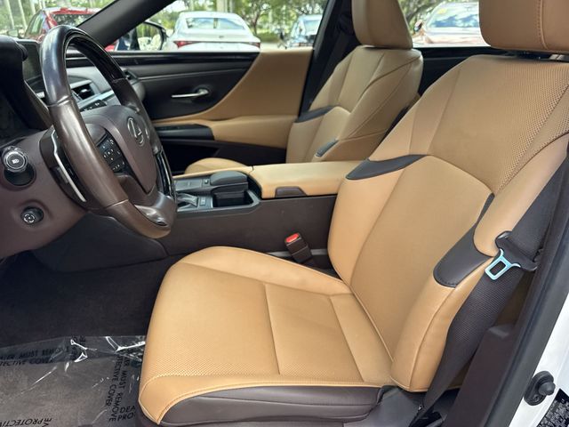 2021 Lexus ES - $33,498