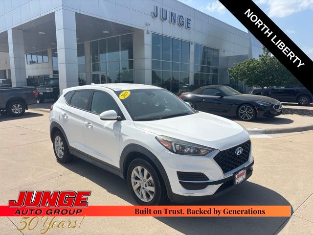 Dazzling White 2019 Hyundai Tucson SUV / Crossover Front-Wheel Drive 6-Speed Automatic