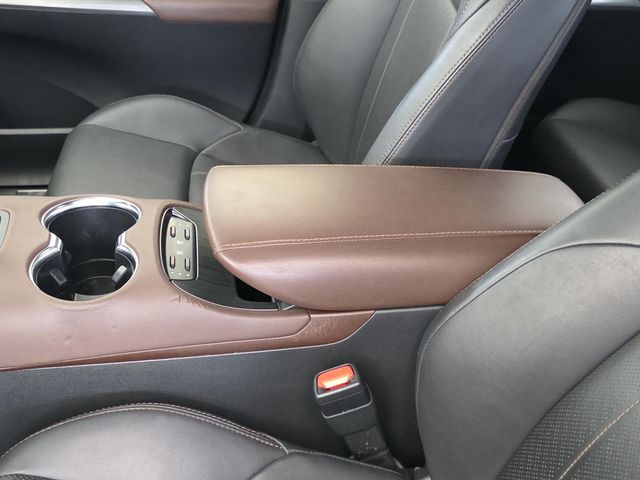 Used 2023 Toyota Venza SUV
