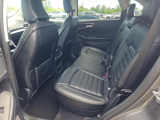 2024 Gray Metallic Ford Edge SEL AWD SUV