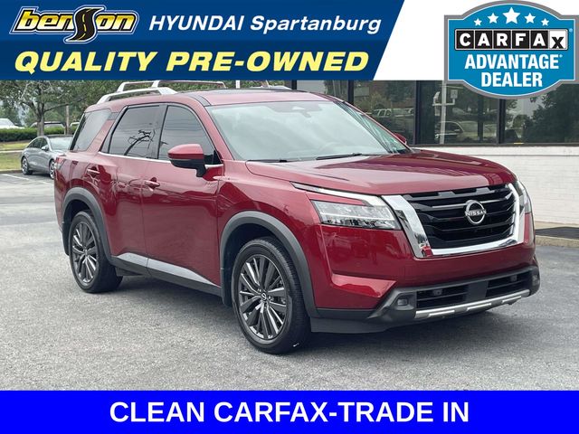  2022 Nissan Pathfinder SL FWD   