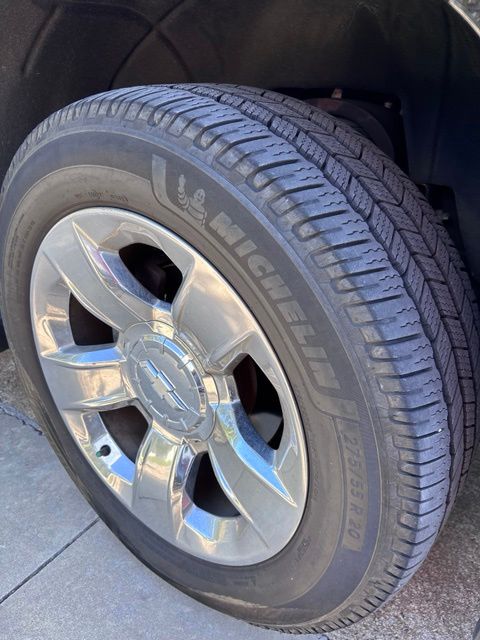Used 2019 Black Chevrolet LT image 7