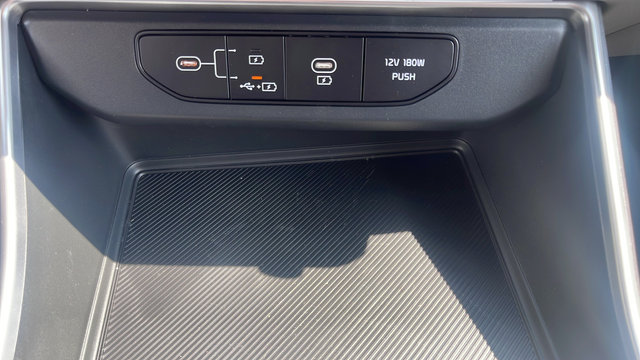 New 2027 Silver Kia LXS image 37