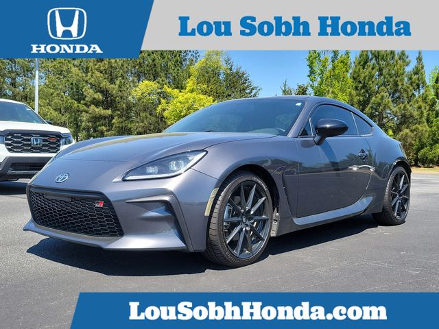 Pavement 2023 Toyota GR86 Premium RWD Coupe Rear-Wheel Drive 6-Speed Manual