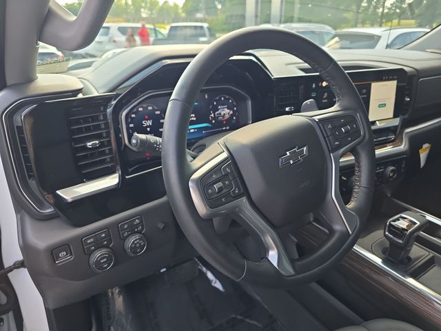 Used 2026 White Chevrolet LT Trail Boss image 17